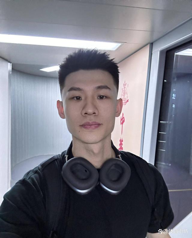 王岚钦(王岚钦在哪个球队)